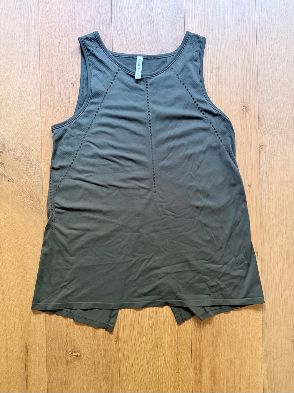 Athleta Olive Green Sleeveless Athletic Tank Top Size Medium